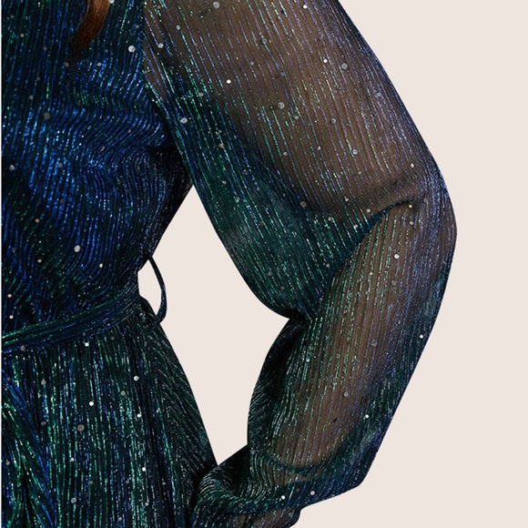 NEW Sequin Mesh Top from BloomChic - Picture 4 of 7